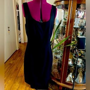 SUNNY NAMES Sleeveless Black Dress.